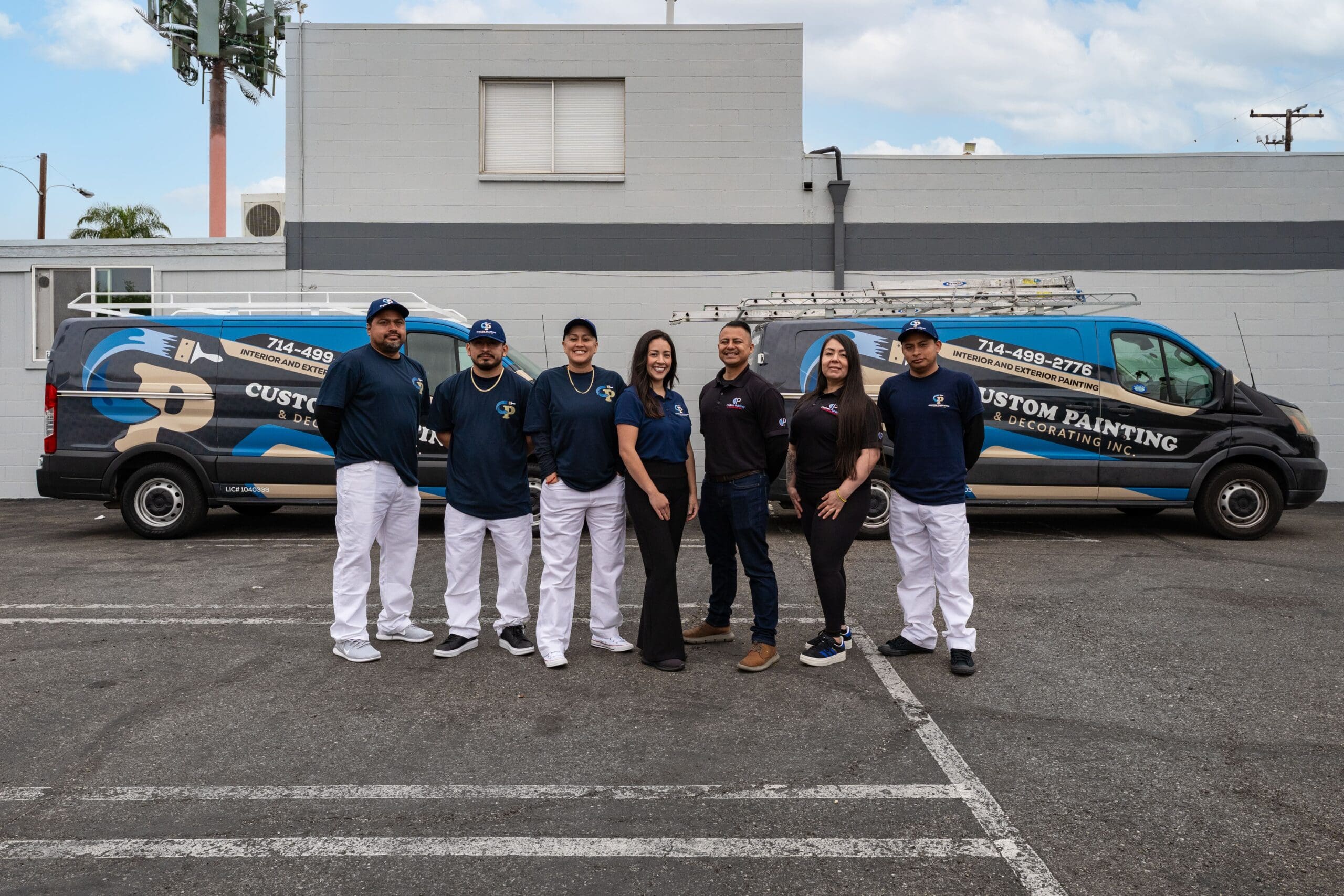 team of custom painting and decorating