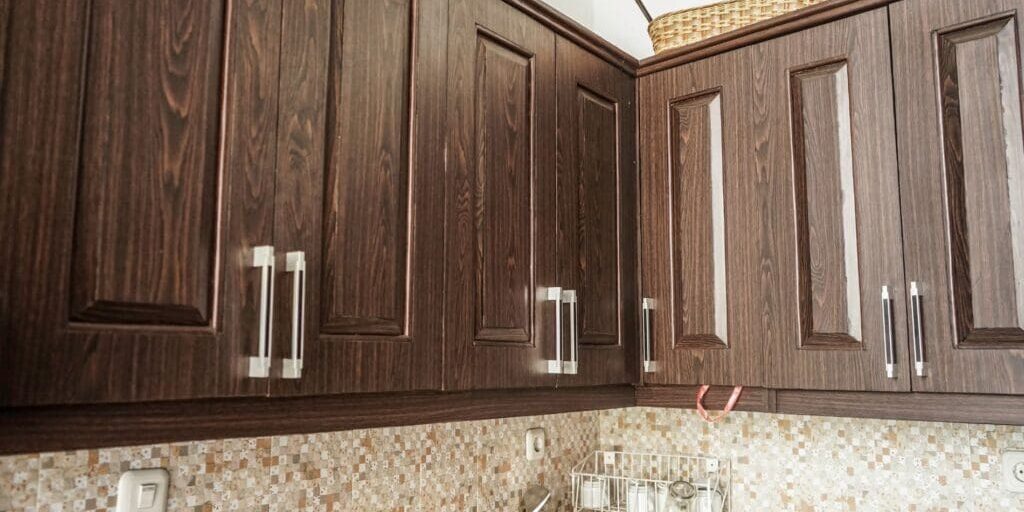 kitchen cabinet